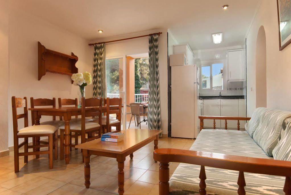 Pinos Altos Apartments Cala de Sant Vicenc Extérieur photo