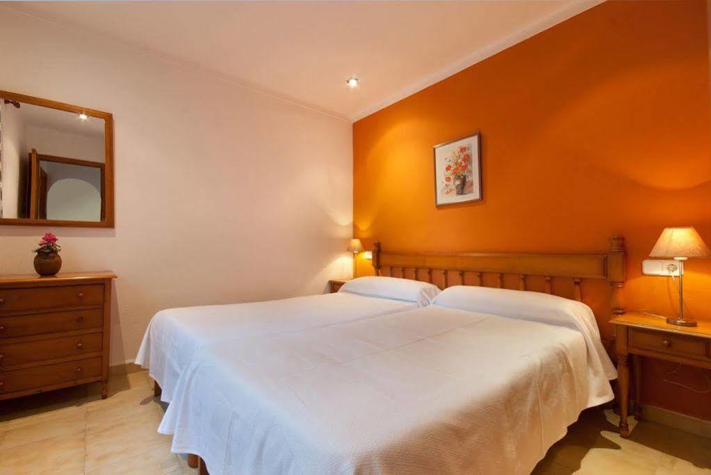 Pinos Altos Apartments Cala de Sant Vicenc Extérieur photo